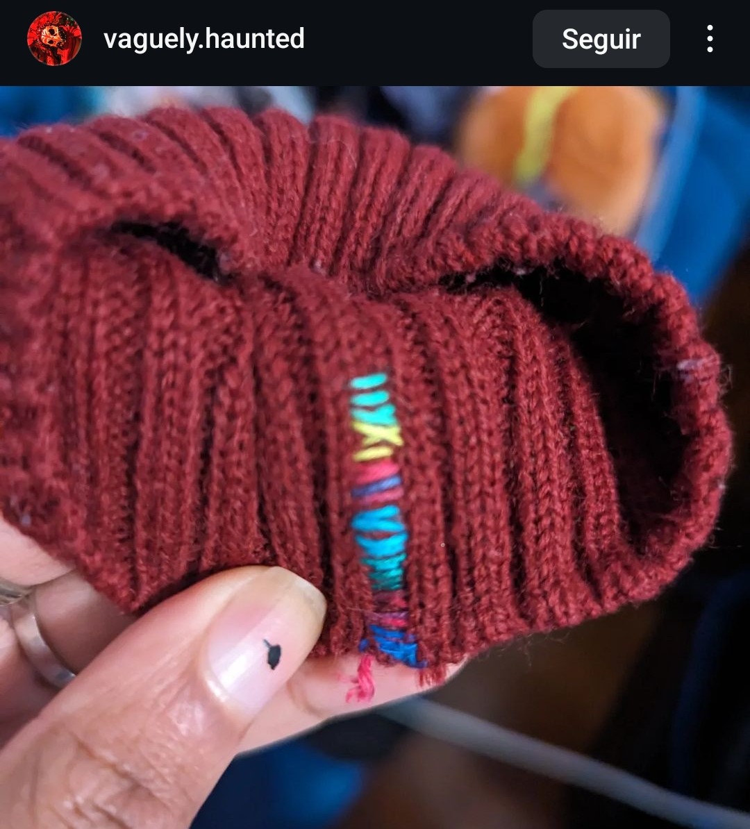 17_mending_red_sleeve