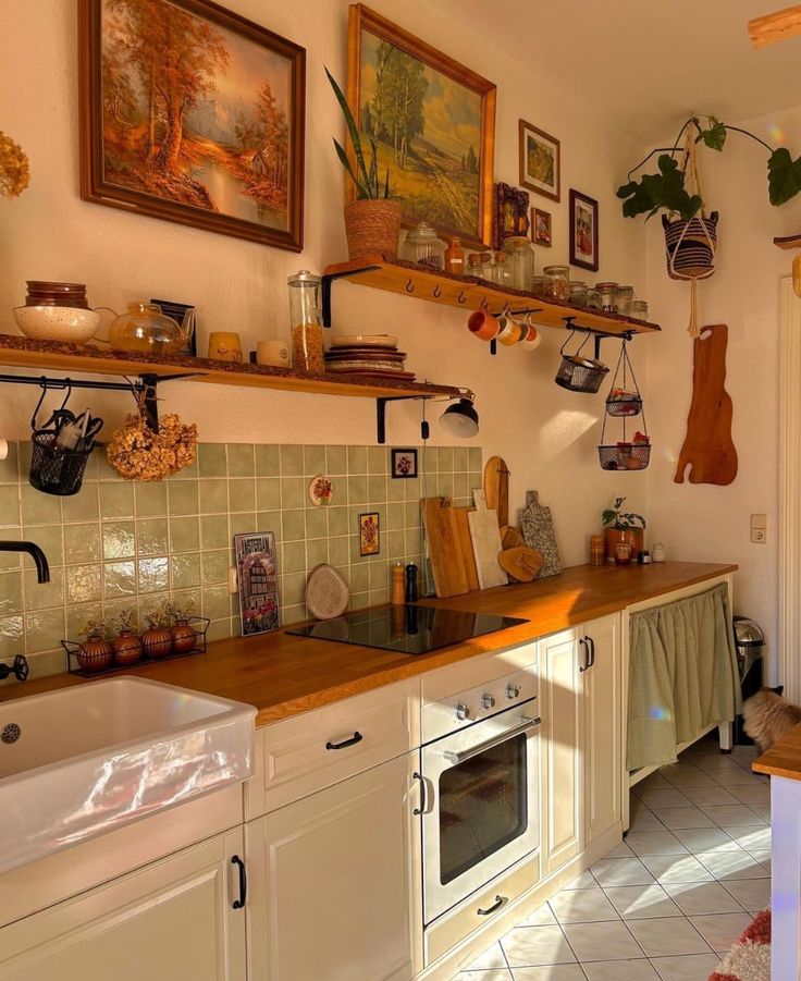 Aesthetic cosy kitchen