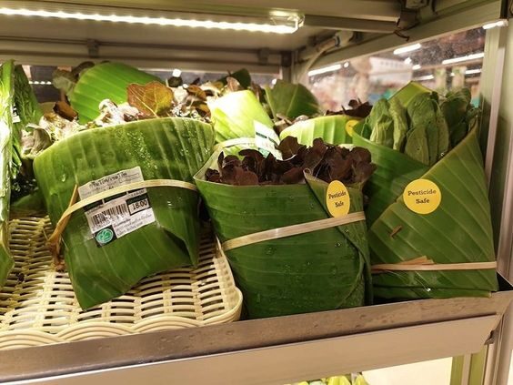 Banana leaf packaging
