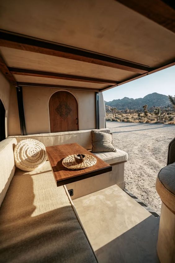 Beige_Van