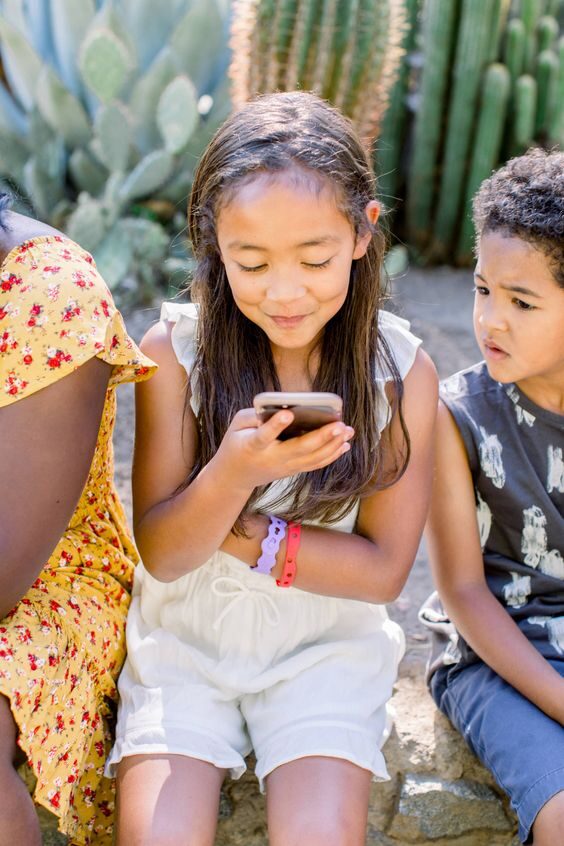 Child with phone