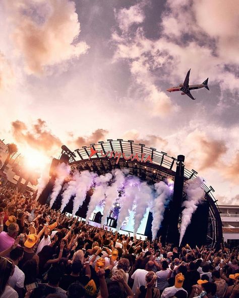 CrowdViewFestival