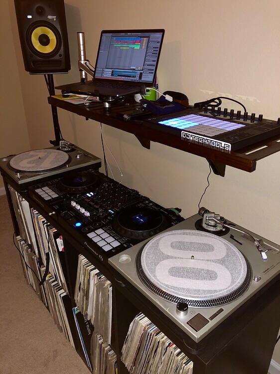 DJ Home Setup 1
