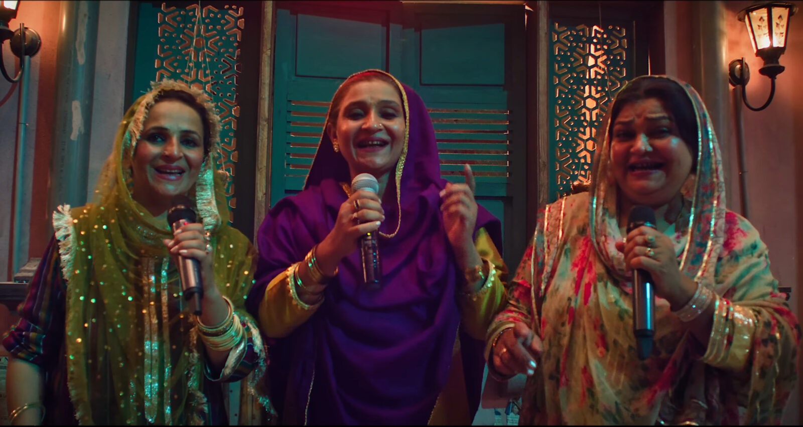 Gharwi Group – Desi traditional Punjabi Singers from Pakistan