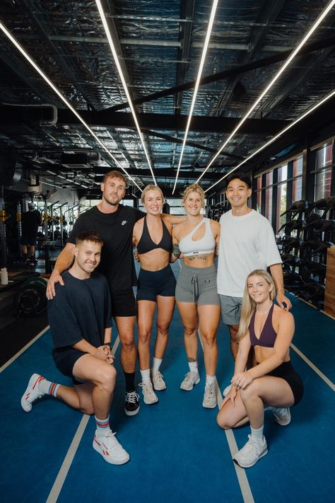 group photo of fitness enthusiasts