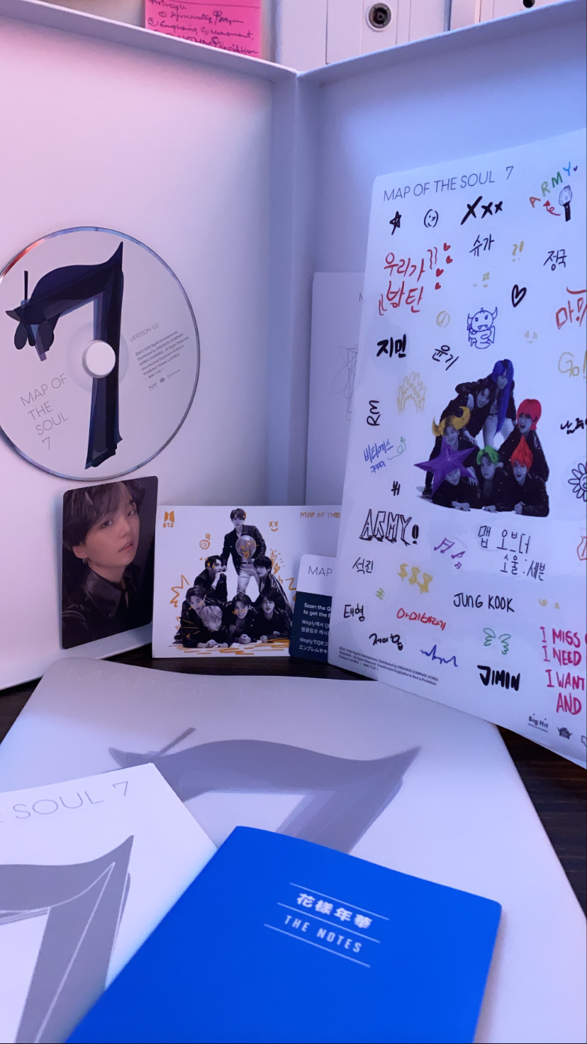 Kpop merchandise 3