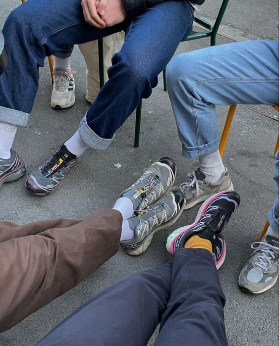 Same Salomon shoes