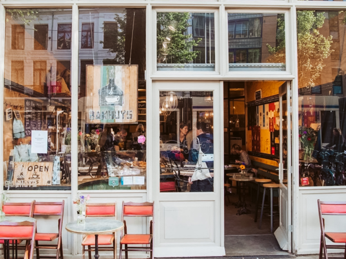Sourdoughbread bakery