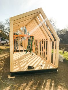 Tiny house_self_built_wood