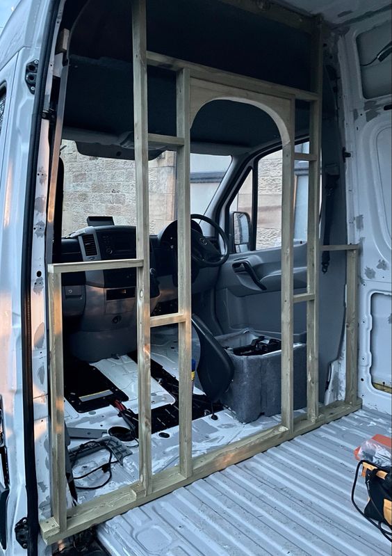 Van_Building