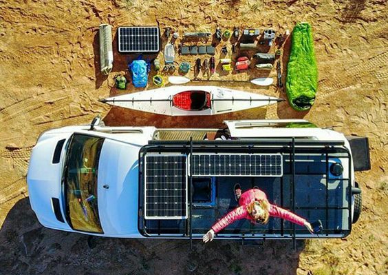 Van_With_Gear