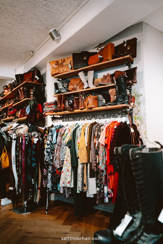 Vintage store