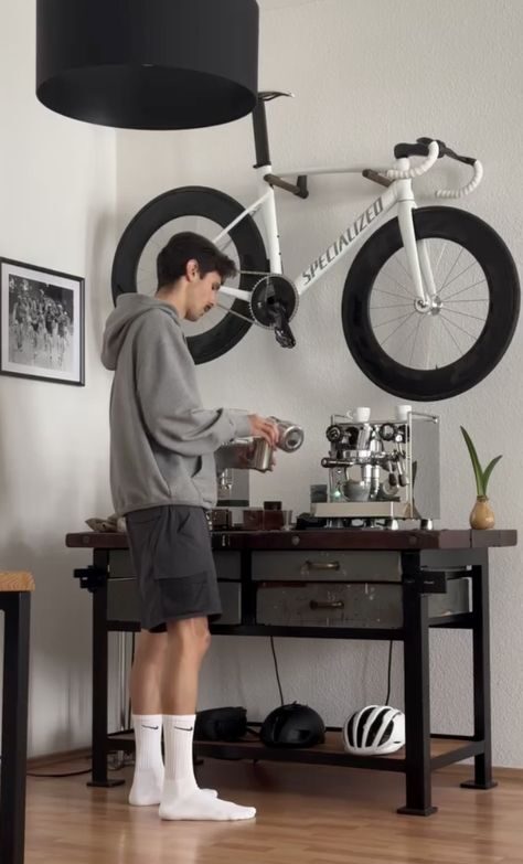 wall bike coffee