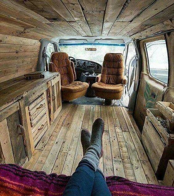 Wooden_Van