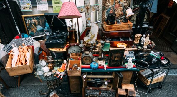 anti-consumerism, Thrift shopping 3