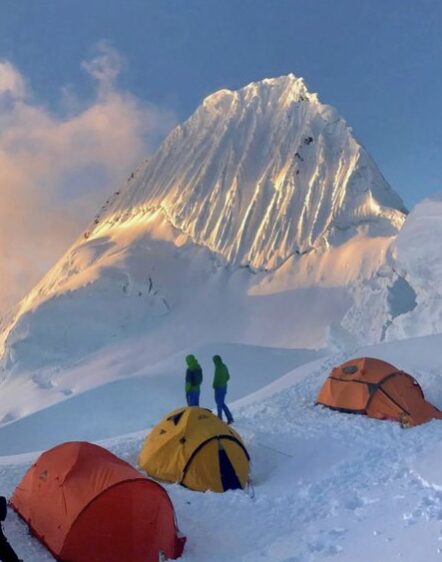 camping-snow-alpine