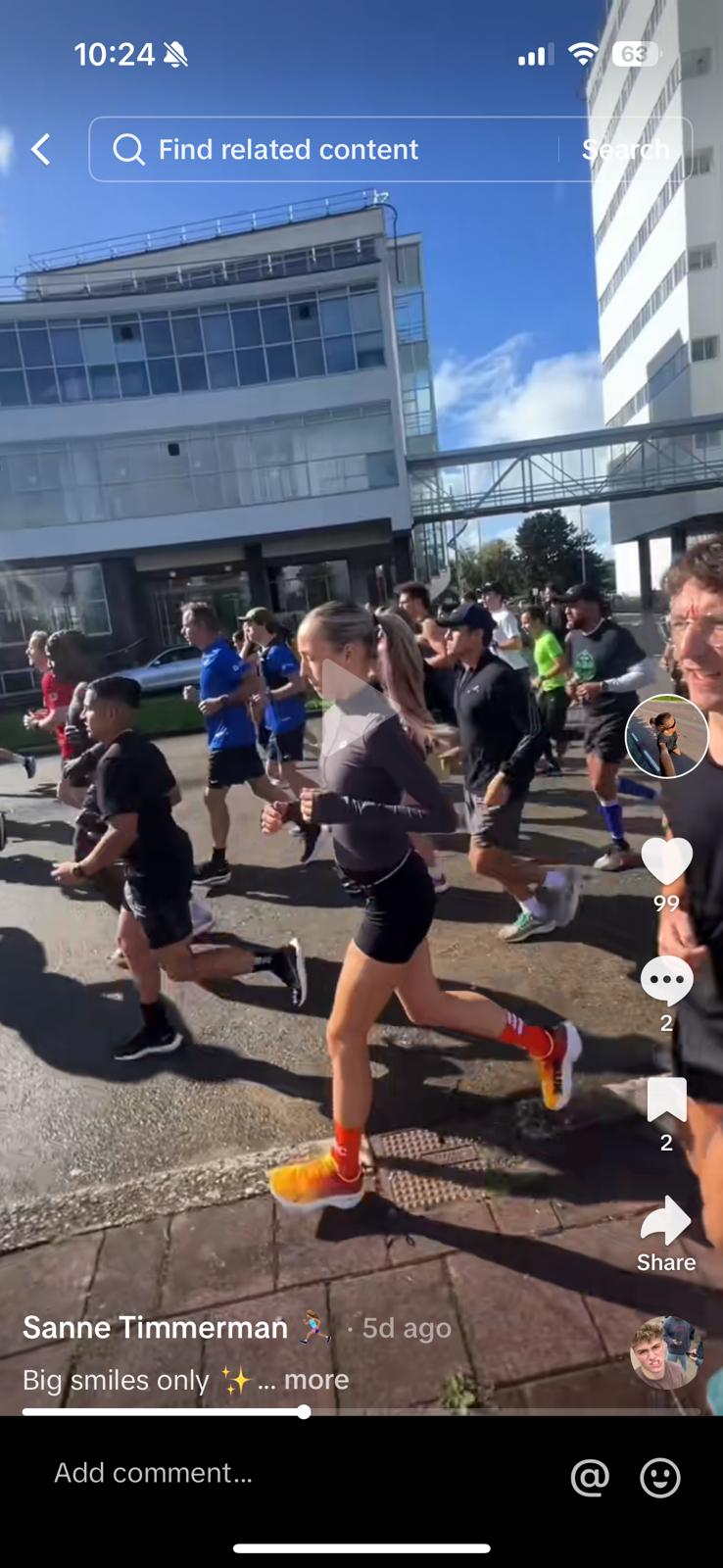 girl with orange sneakers in run club