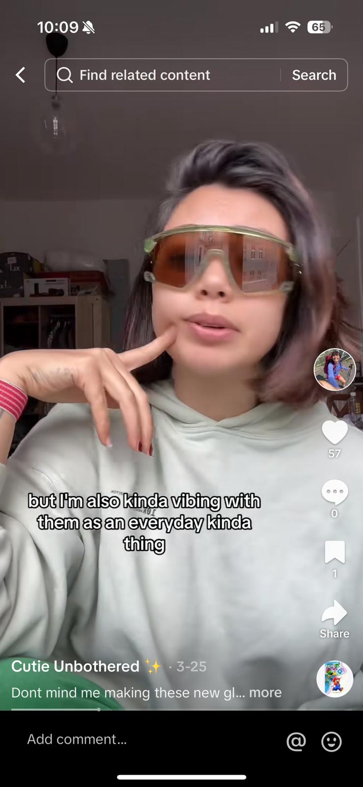 girl with speedy sun glasses