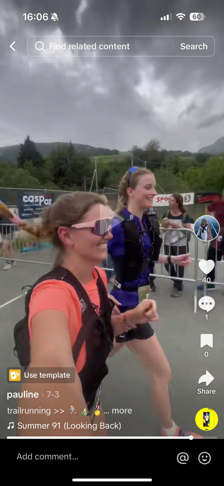 girls participating in trailrun race