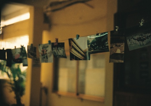 hanging analogic fotos