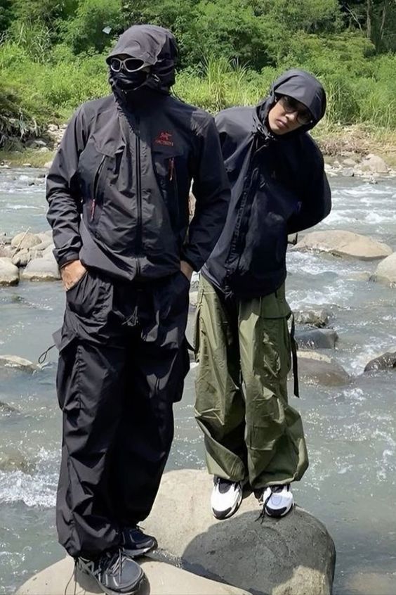 packed-outdoor-fashion