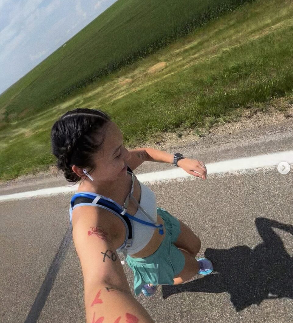 selfie-during-run-story