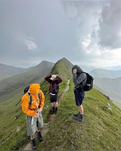 trekking mountain