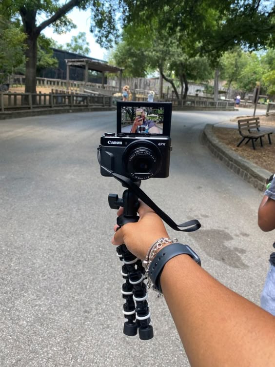 Vlogging camera